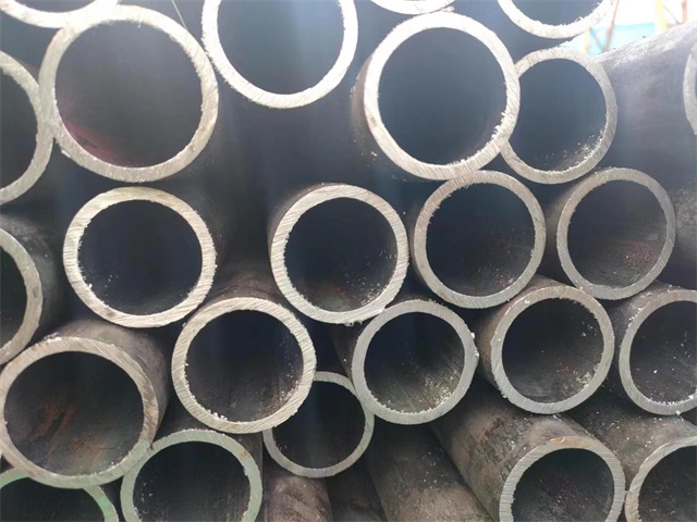 深圳10#结构用无缝钢管